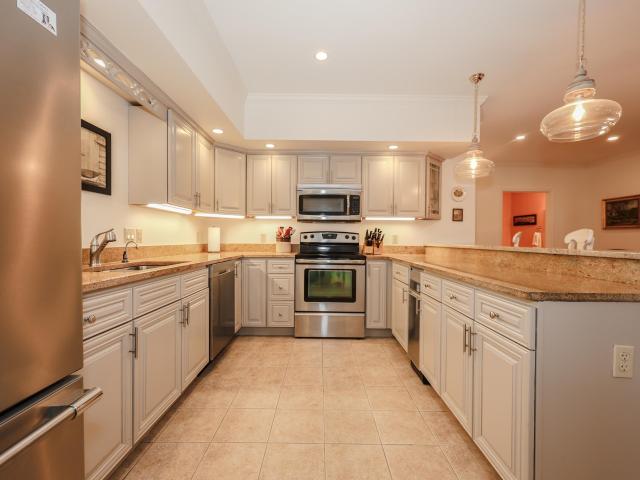 3 Abbey Lane # 17
