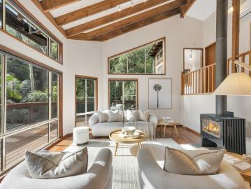 3 Acre Rainforest Retreat