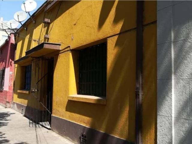 3 amplias casas en Independencia
