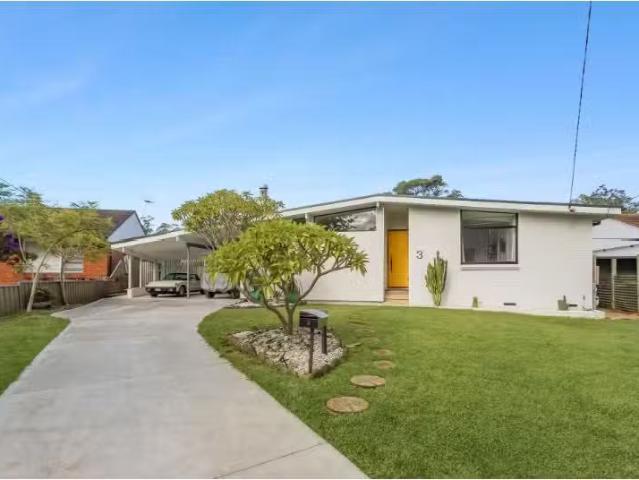3 Annette Place, BELROSE House for rent Listed by Maddy D'ang.