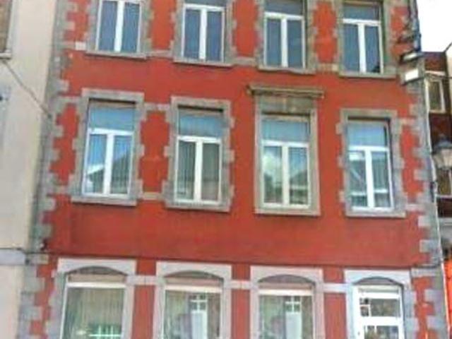 3 Apparts 895€+70€ou90€ et une coloc 3 chambres 600€+40€