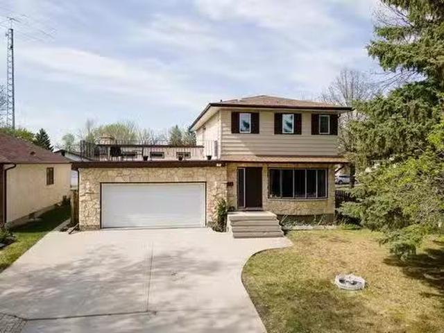 3 Ashley Cove, Winnipeg, MB, R2G 2Z3 house for sale Listing.