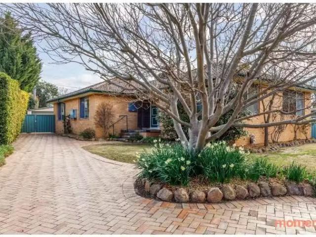 3 Bullock Circuit, Kambah House for rent Listed by Jacinta Ir.