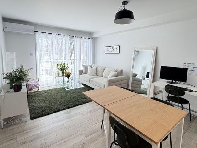 3 ½ + Bureau/Stat. Secteur Ste Foy
