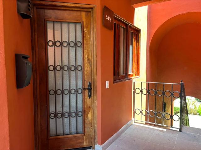 3 B Great home with amenities and security in El Secreto