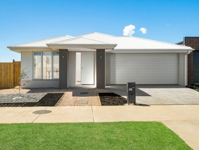 3 Bathrooms!