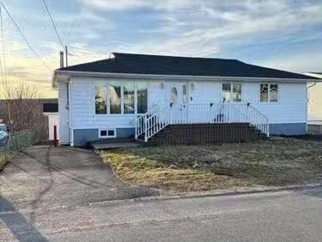 3 Bayview Place, Grand Bank, NL, A0E 1W0 house for sale Lis.
