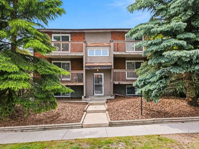 3 BDRM, 1 or 1.5 Bath INCL: HEAT, WATER, INSUITE W/D