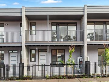 Sunshine North, Derrimut, Brimbank, Victoria