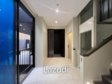 3 Bed 4 Bath Detached House For Sale in Noble Aqua Riverfront Ratburana