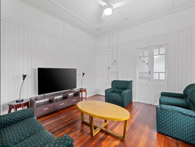 3 Bed, 1 Bath, Central Location