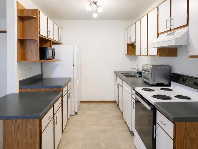 3 Bed / 1 Bath at Murdock Meadows Apartments