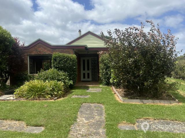 3 BED 1 BATH HOUSE IN FOSTER