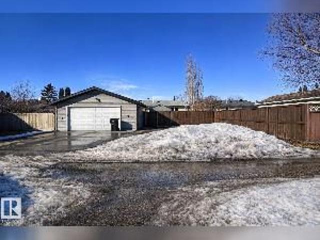 RITCHIE 2 Bed 1 Bath Home Edmonton NOW FOR RENT!