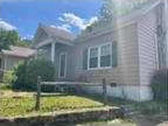 3 bed 2 bath 1,800 sqft house in Central City, KY