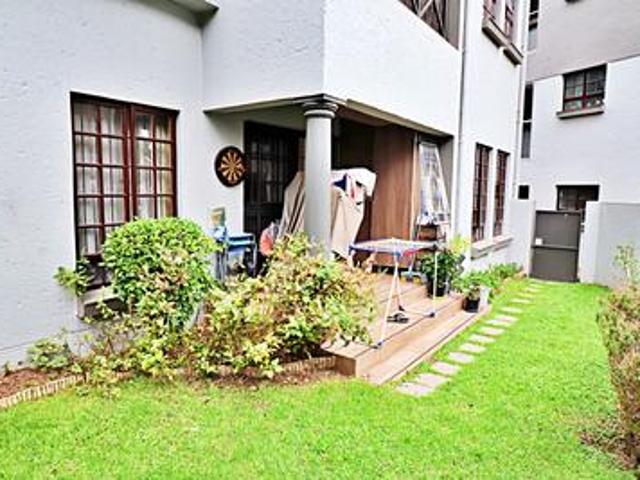 3 bed 2 bath garden unit