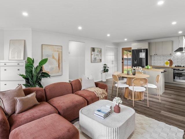 3 bed, 2 bath home on a quiet cul de sac with double garage