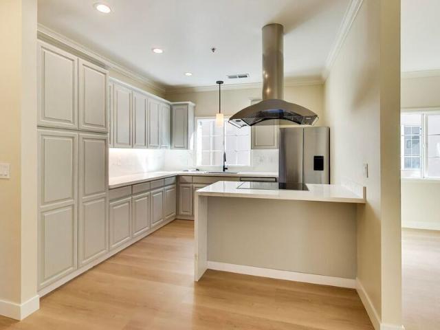 3 Bed 2 Bath Hidden Menlo Park Gem! 1 MONTH FREE!