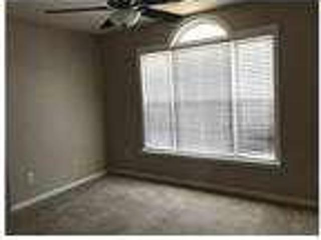 3 Bed / 2 Bath Single Family Home for Rent in Castlewood