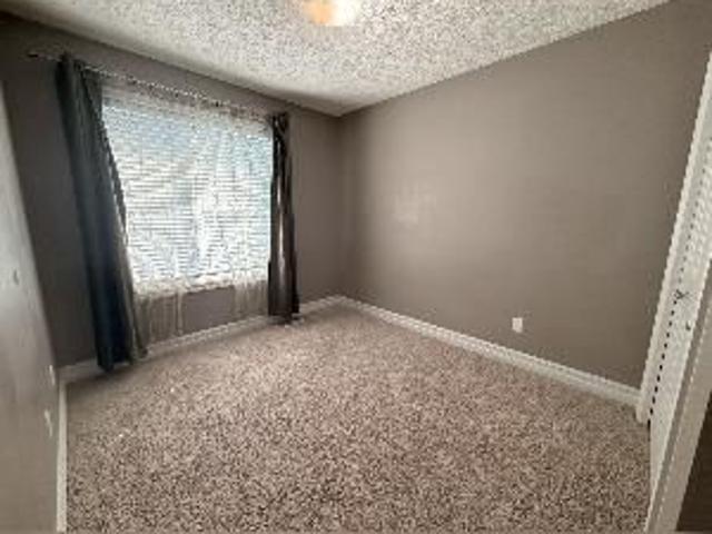 3 Bed 2.5 Bath Clareview Townhouse For Rent