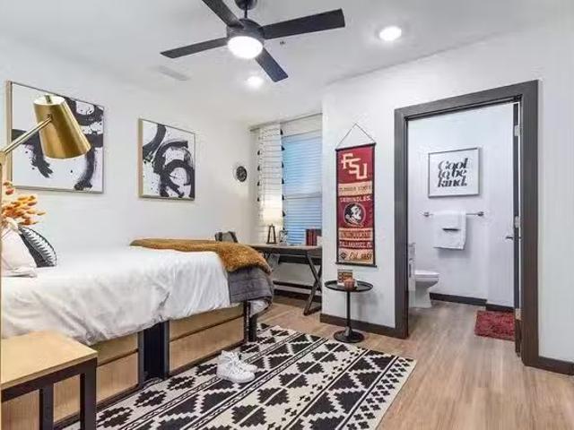3 Bed 3 Bath