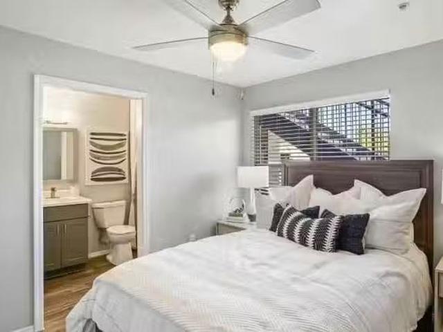 3 Bed 3 Bath
