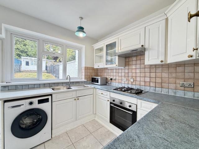 3 bed 3 bath Finchley Central N3