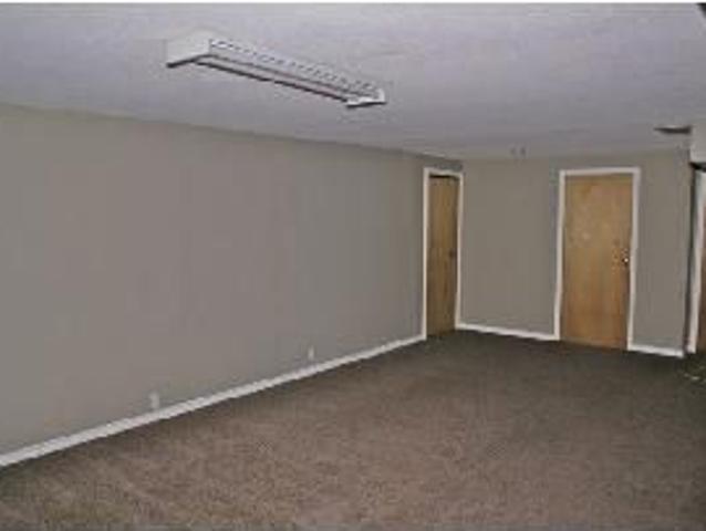 3 Bed 3 Bath Fully Finished Dbl Garage Delwood Edmonton