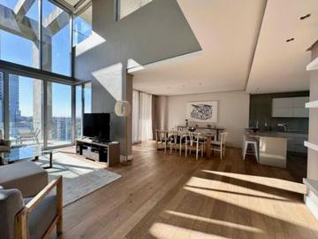3 bed 3.5 bath duplex penthouse on t.