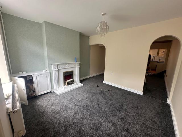 3 Bed – Terrace House – Charles Street, Mansfield Woodhouse, Nottingham, NG19 8AR. £825 PCM