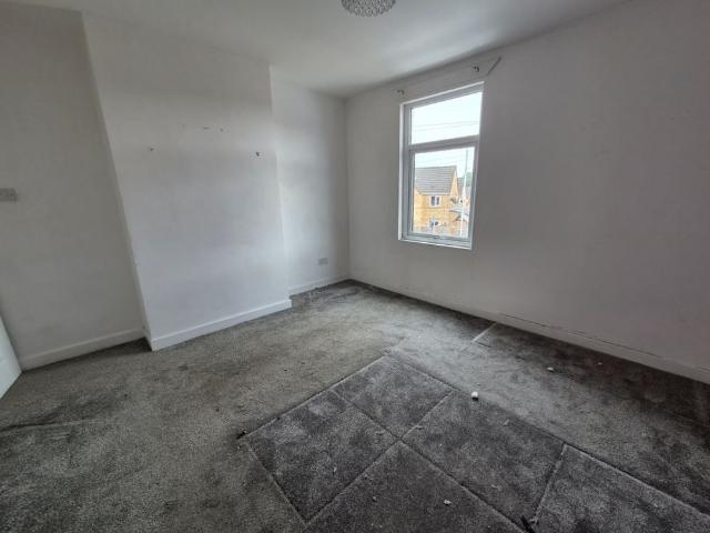 3 bed Terraced To Let