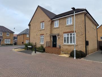 3 bed Terraced To Let