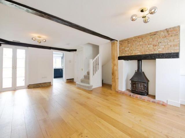 3 Bed Terraced House, The Burroughs, NW4