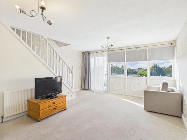 3 bed terraced house to rent in Lutley Drive, Stourbridge, DY9