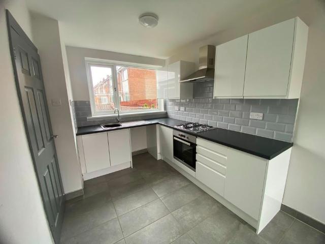 3 bed terraced house to rent in Woody Close, Consett