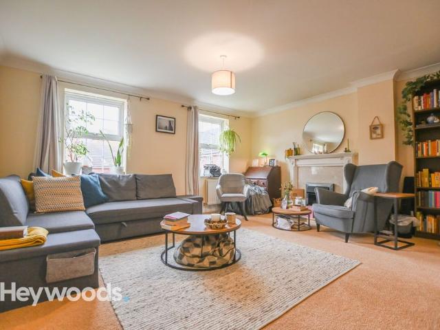 3 bed terraced house to rent Trent Bridge Close, Stoke On Trent, ST4