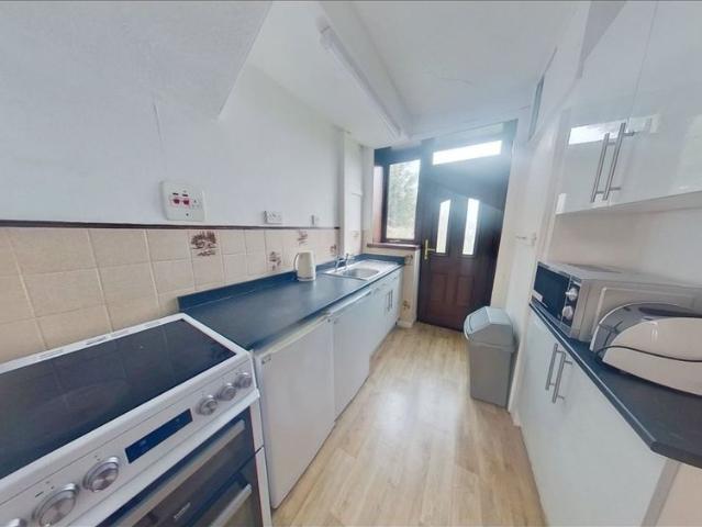 3 Bed Terraced House, Bedford Avenue, AB24