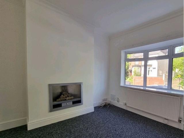 3 Bed Terraced House, Bellhouse Road, S5