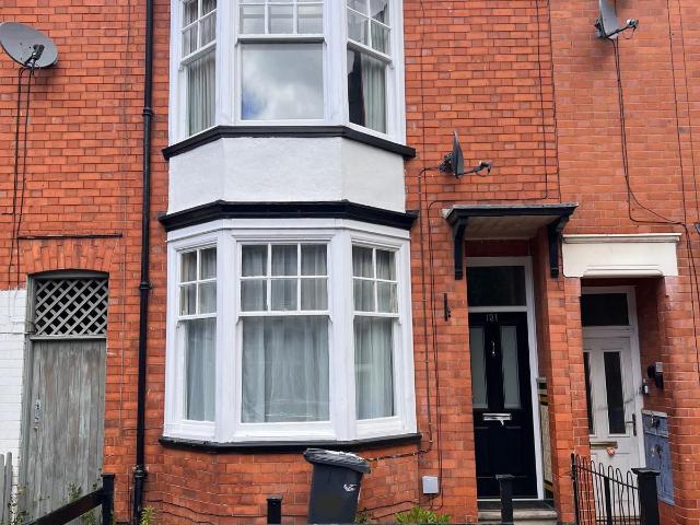 3 Bed – Terraced House – Cambridge Street, Leicester, LE3 0JR. £1095 PCM