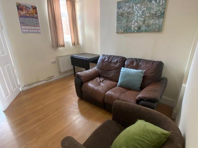 3 Bed Terraced House, Caludon Road, CV2