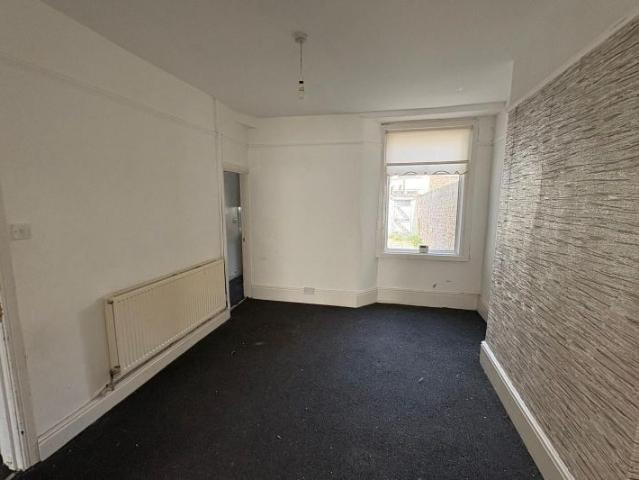 3 Bed Terraced House, Clare Road, L20