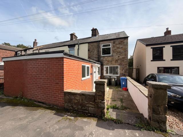 3 Bed Terraced House For Rent