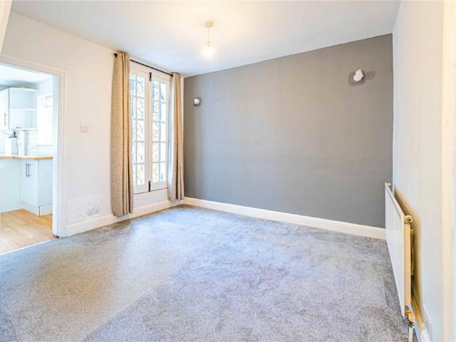 3 bed Terraced House for rent