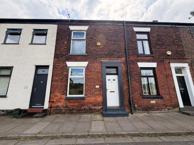3 Bed Terraced House For Rent