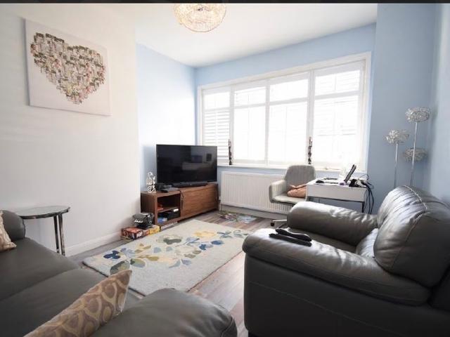 3 Bed Terraced House, Geneva Road, CR7