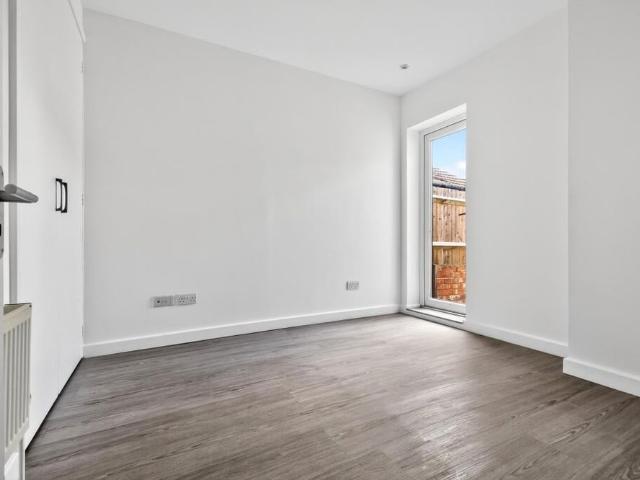 3 Bed Terraced House, Guildford Road, CR0