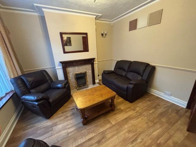 3 Bed Terraced House, Helmton Road, S8