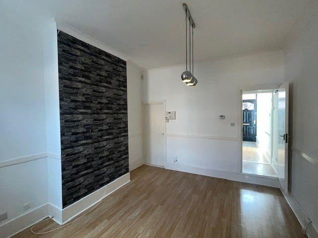 3 Bed Terraced House, Kentwood Road, NG2