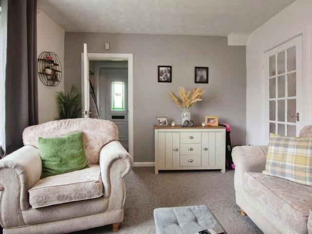 3 Bed Terraced House, Leybourne Drive, NG5