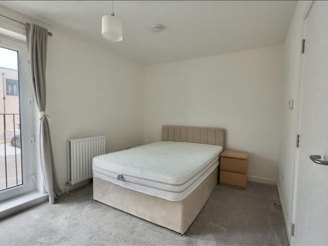 3 Bed Terraced House, Maltings Wynd, G4